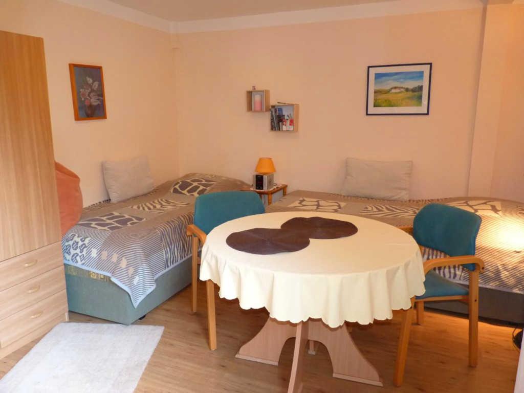 Ferienwohnung "Innenhof" Objekt Id 12134-5 Waren  Dış mekan fotoğraf